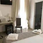 A Casa Di Alessandro Bed & Breakfast 5*