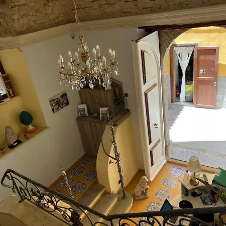 A Casa Di Alessandro Bed & Breakfast Tropea