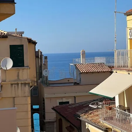 A Casa Di Alessandro