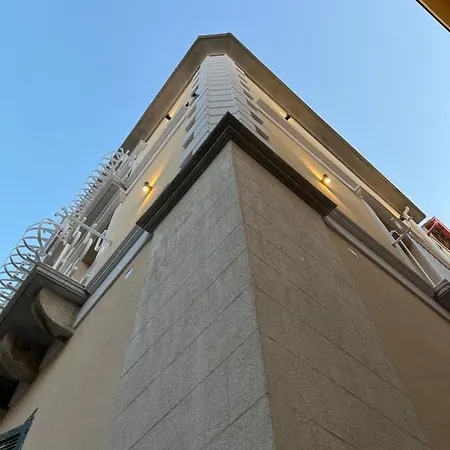 A Casa Di Alessandro Nocleg ze śniadaniem 5*