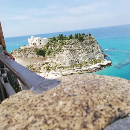 A Casa Di Alessandro 5* Tropea