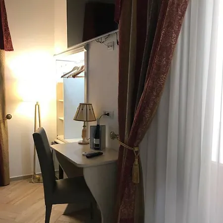 A Casa Di Alessandro Couette-café Tropea