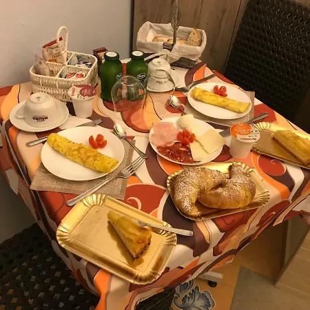 A Casa Di Alessandro 2* تروبيا