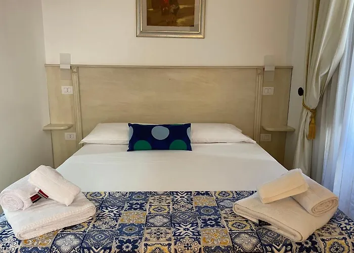 Alojamento de Acomodação e Pequeno-almoço A Casa Di Alessandro 5*